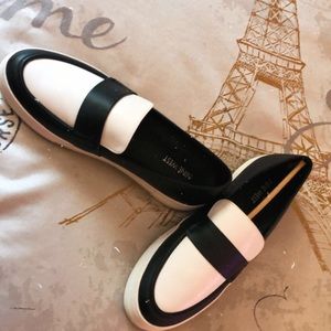 Nine West slip on shoes